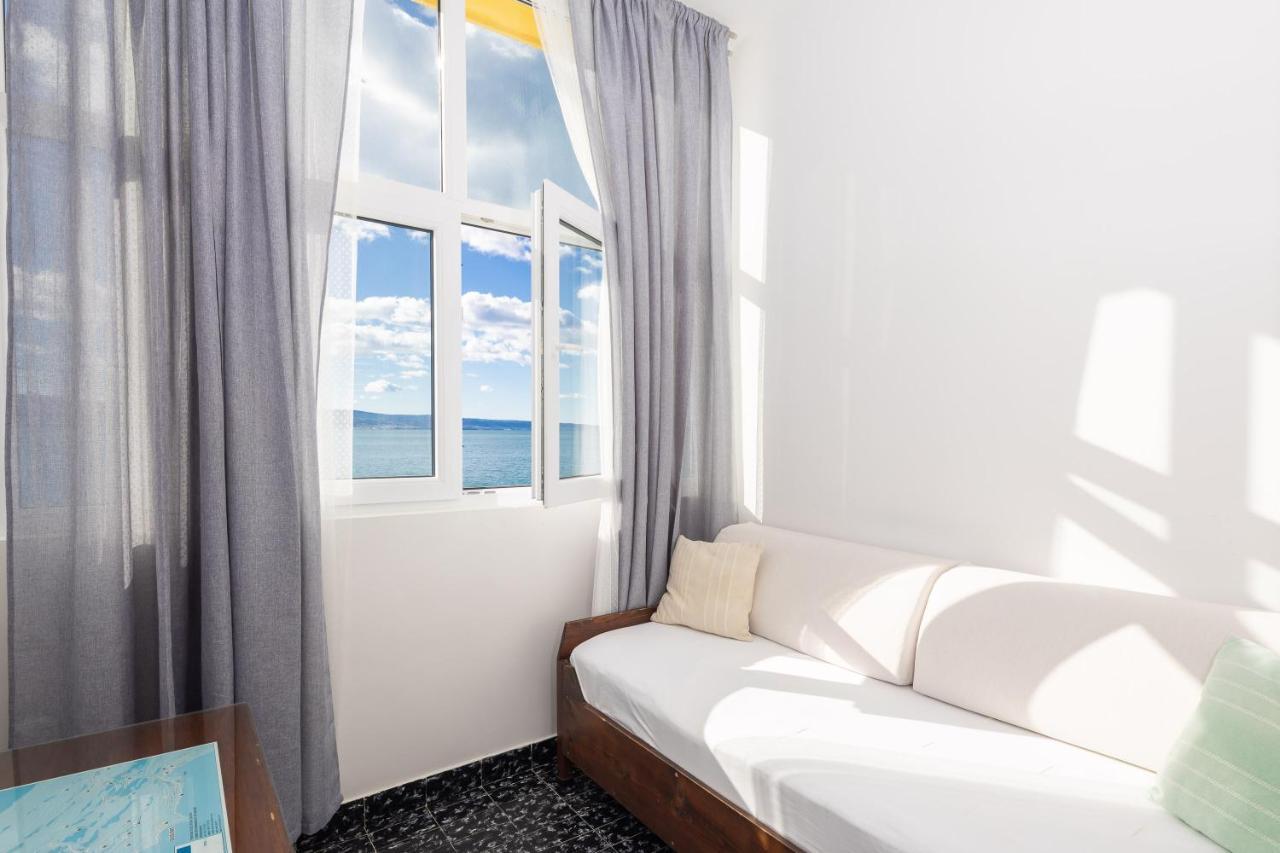 Апартаменты Beach House Lemonade Есенице Экстерьер фото