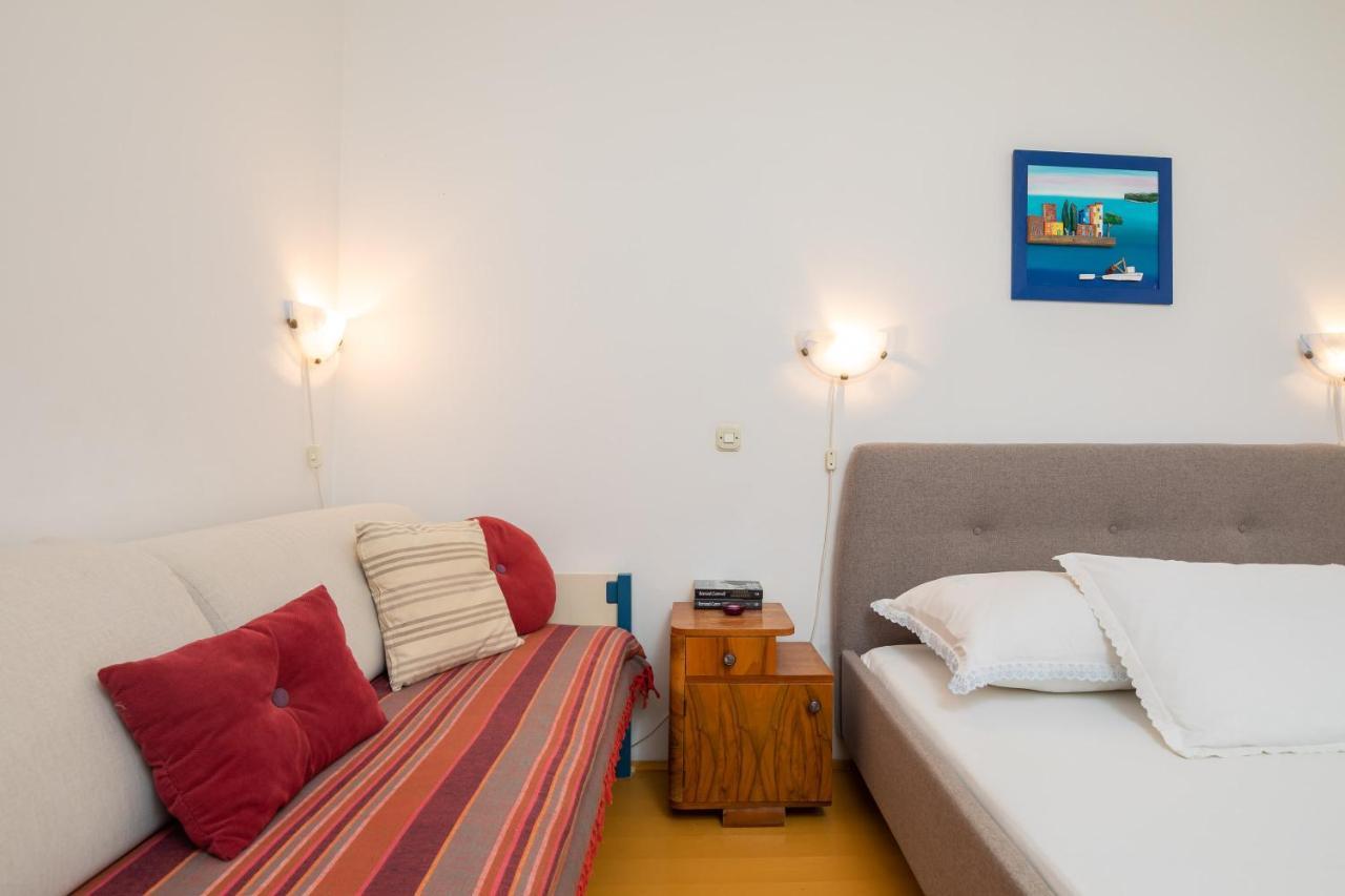 Апартаменты Beach House Lemonade Есенице Экстерьер фото
